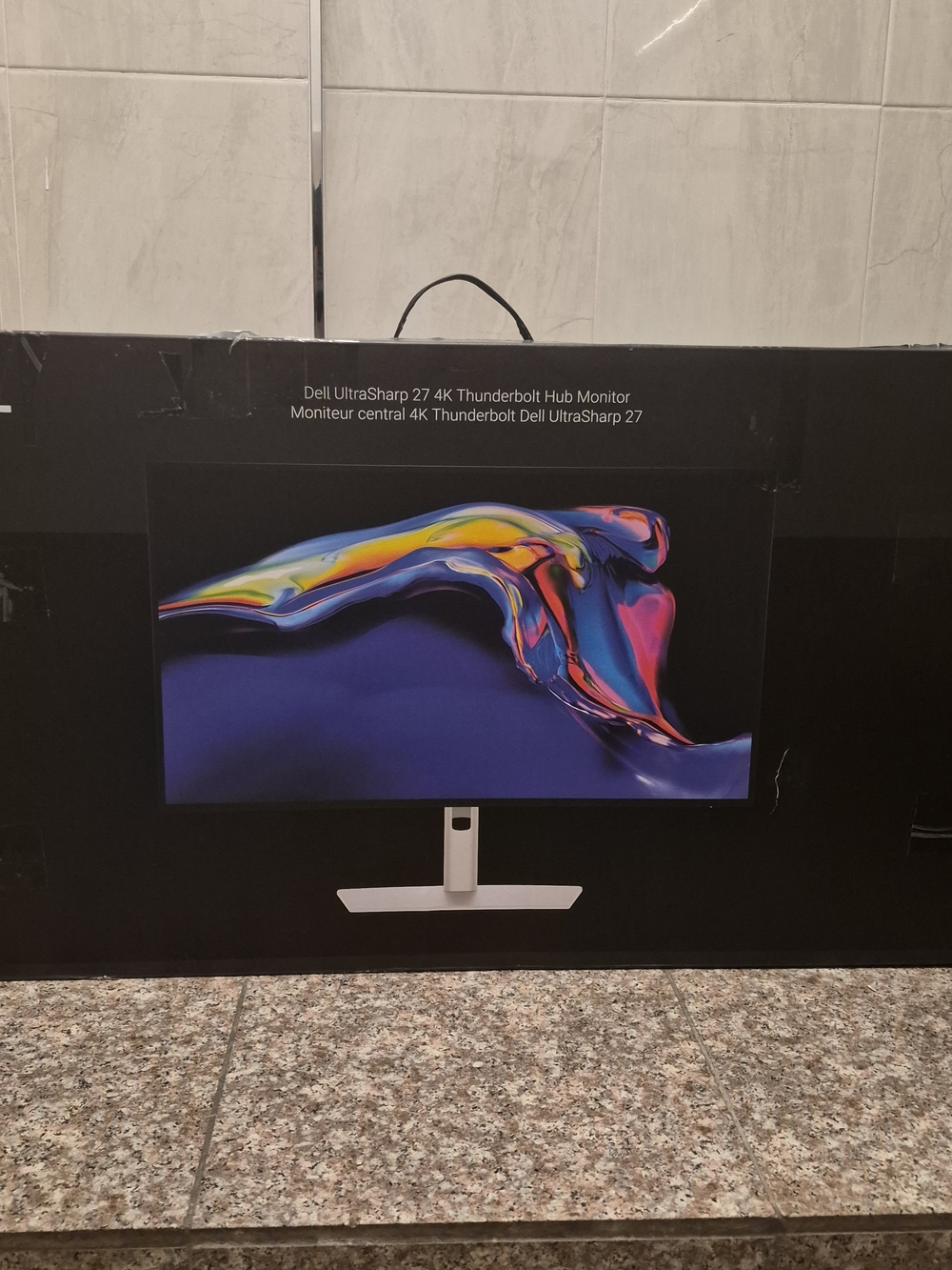 Dell UltraSharp 27" 4K Monitor - Black Box